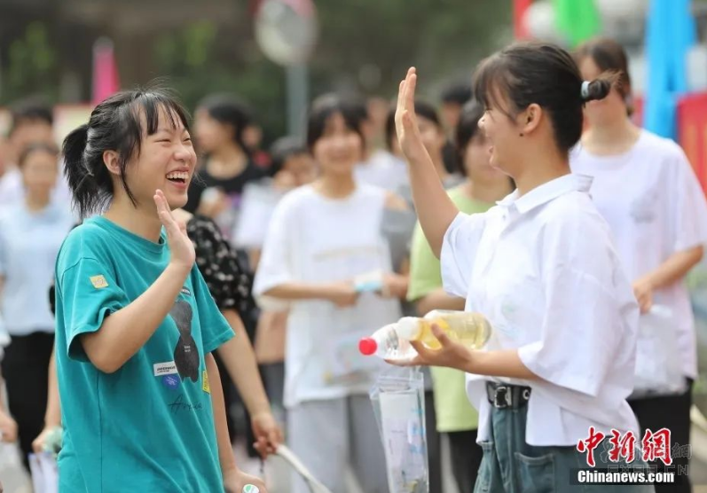 祝福！世界羽坛连日来喜事连连，中日两国四位世界冠军大婚